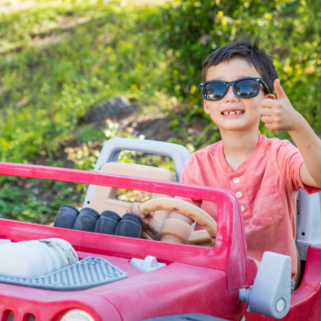 Rev Up The Fun Throw A Monster Truck Birthday Party Creative Crayons rev-up-the-fun-throw-a-monster-truck-birthday-party-creative-crayons