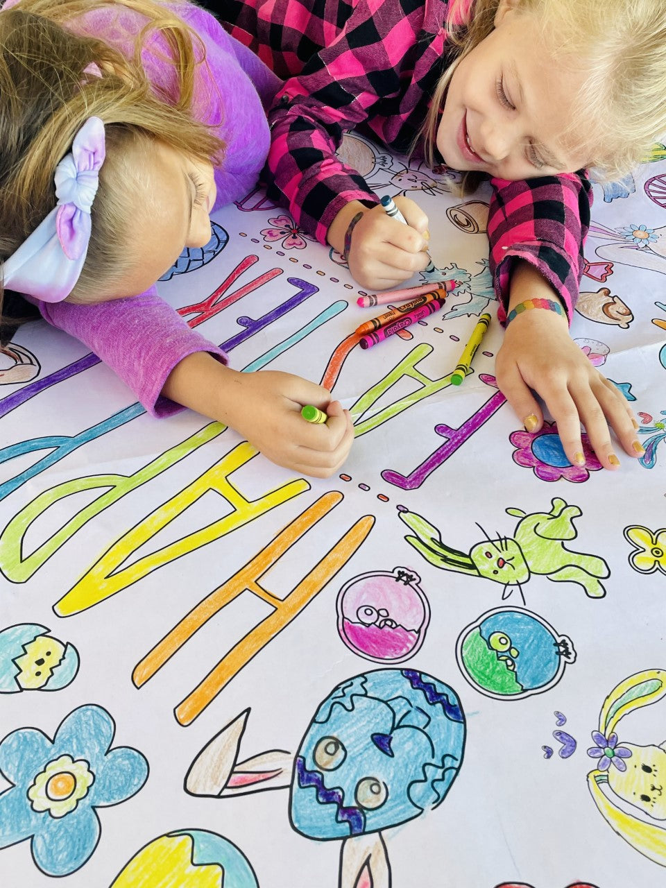 Easy Kids' Activity Idea — Tablecloth Coloring! - Tatertots and Jello